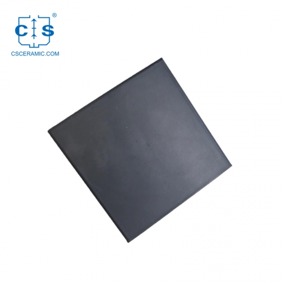 Siliziumkarbid-Platten Schwarz Hohe Härte Rekristallisation Sic-Platte SISIC SIC Siliziumkarbid-verschleißfestes feuerfestes Material
